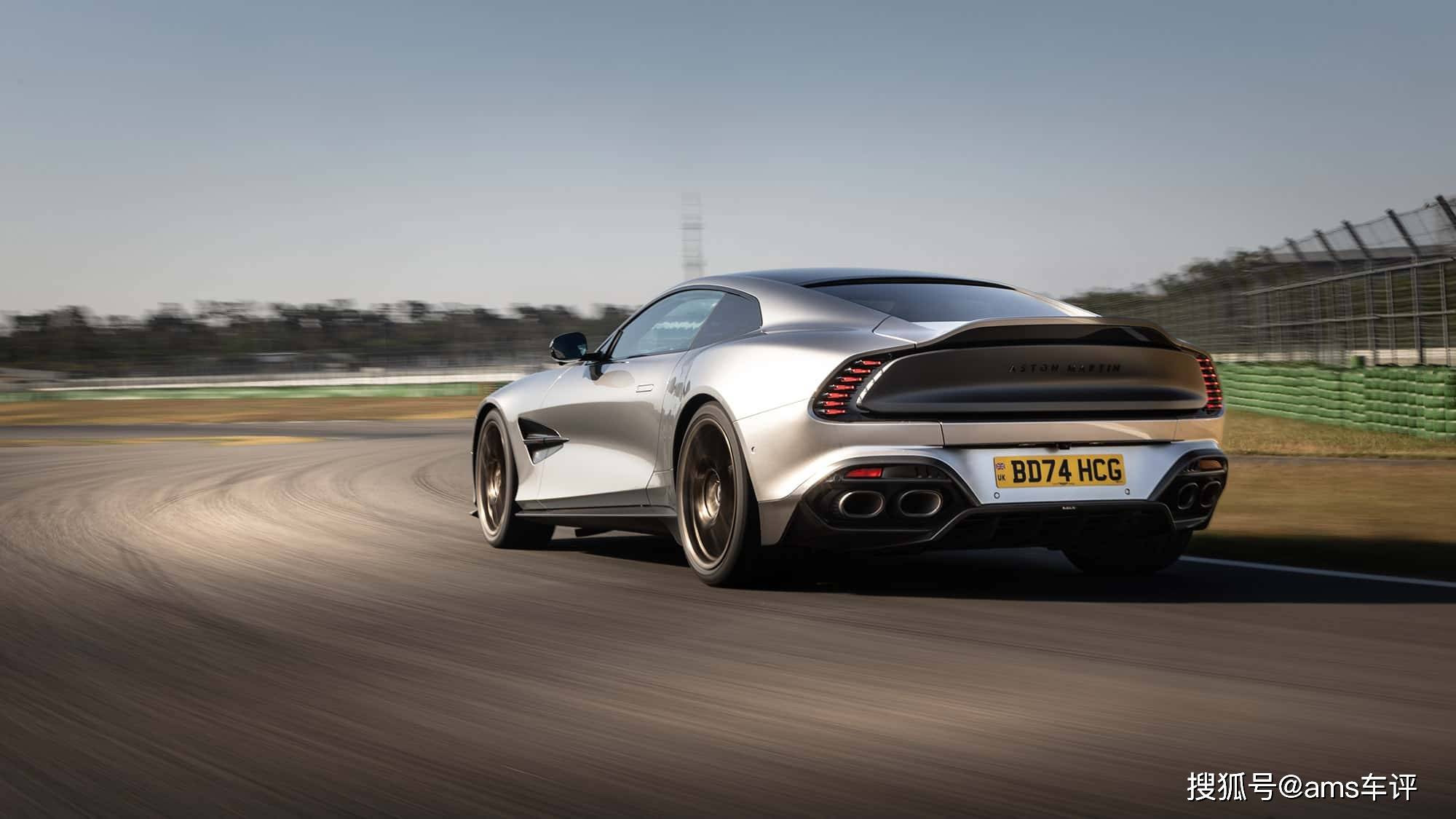 阿斯顿马丁逆转哈斯车队，诺里斯统治全场