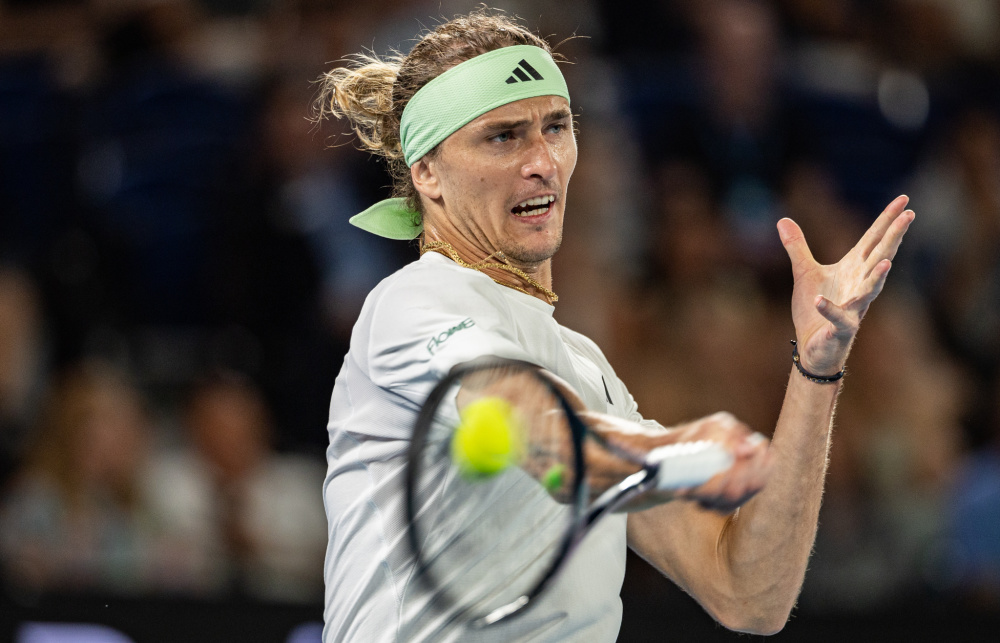 拉沃尔杯险胜澳网，兹维列夫高光表现