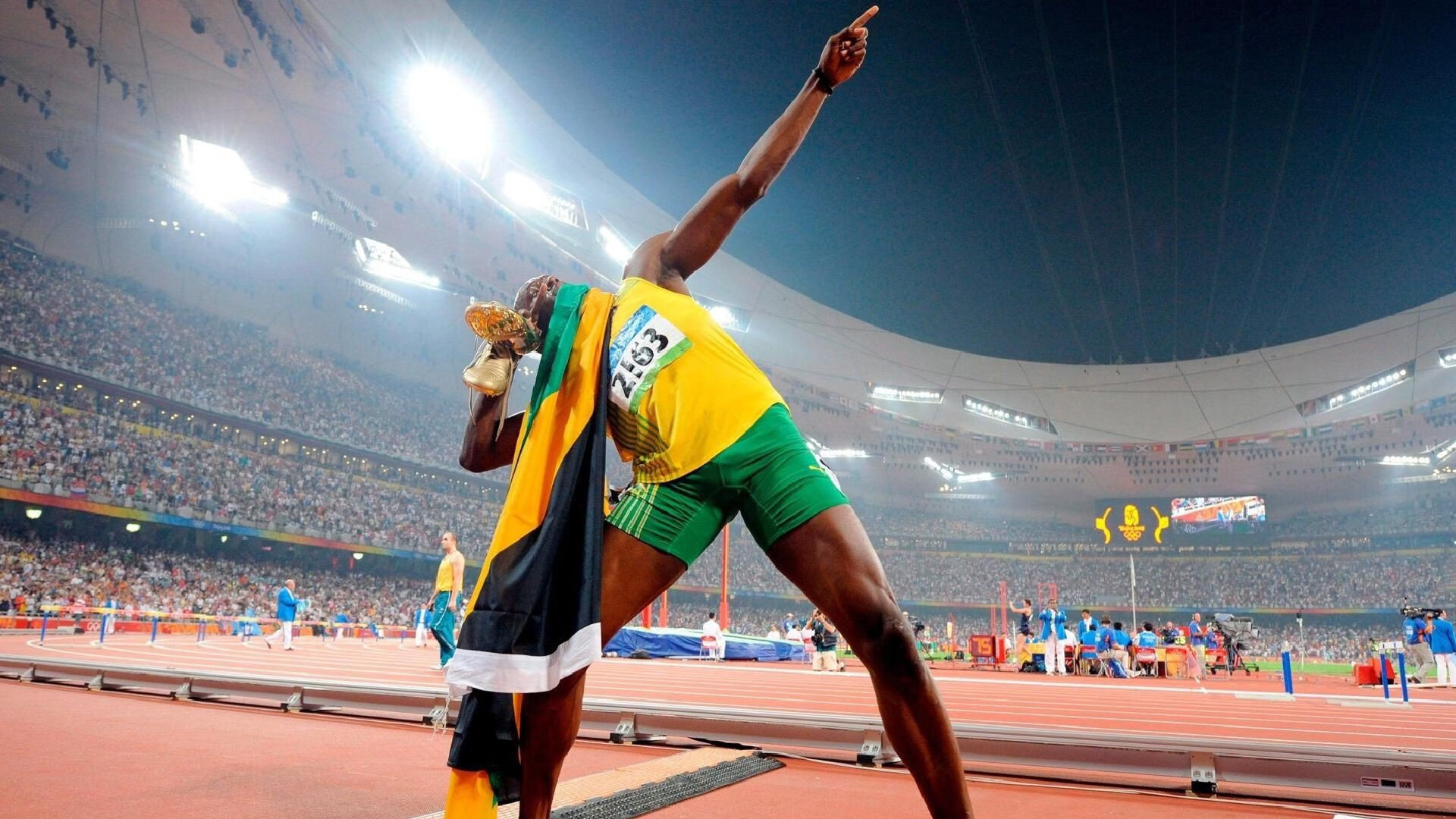 戈贝尔的沉默统治，当过时巨兽撕碎现代篮球幻梦